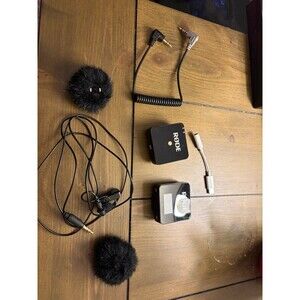 Rode Wireless GO Bundle, Rode Lavalier GO Mic, Type-C Adapter, & Winds